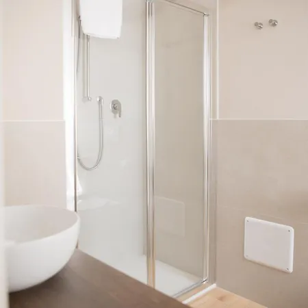 Madonna Di Sotto イン サッスオーロ