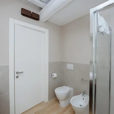 イン Madonna Di Sotto