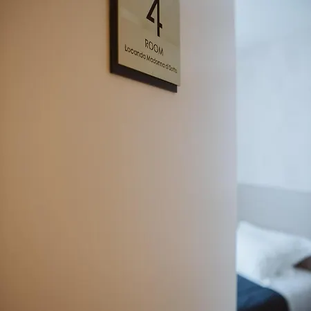 Madonna Di Sotto * Σασουόλο