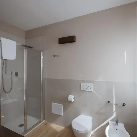 Madonna Di Sotto Πανδοχείο Σασουόλο