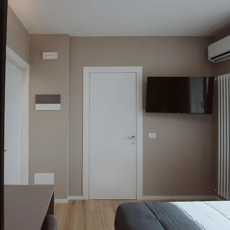 Madonna Di Sotto イン サッスオーロ