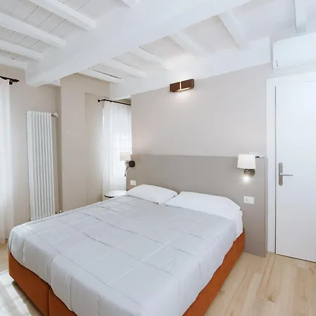 Madonna Di Sotto Σασουόλο