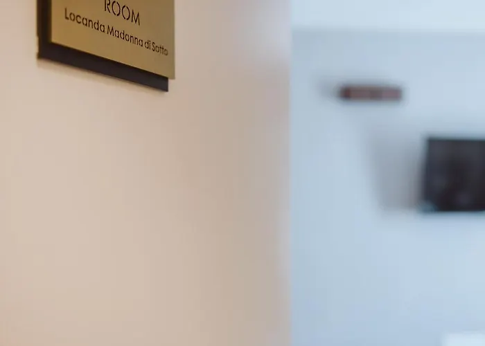 Madonna Di Sotto Σασουόλο