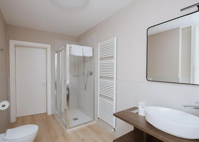 Madonna Di Sotto Πανδοχείο Σασουόλο